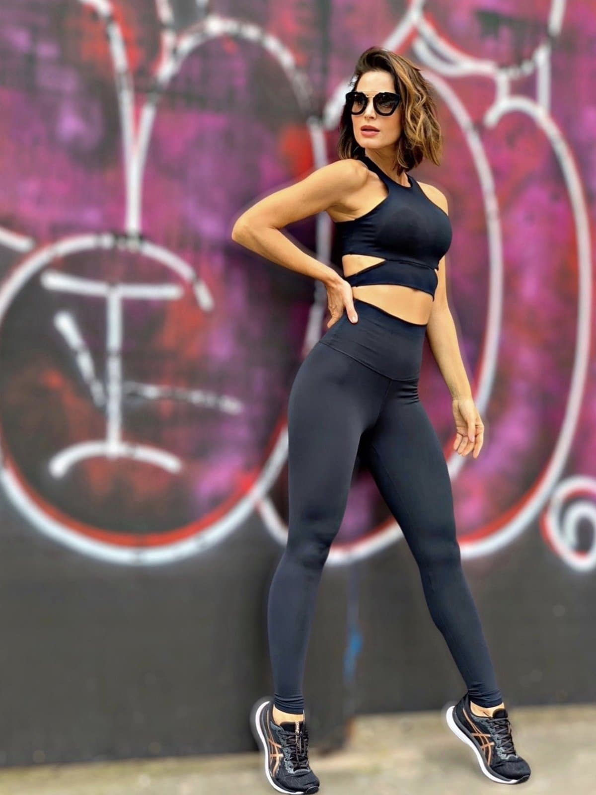 Conjunto Preto Cós Super Alto